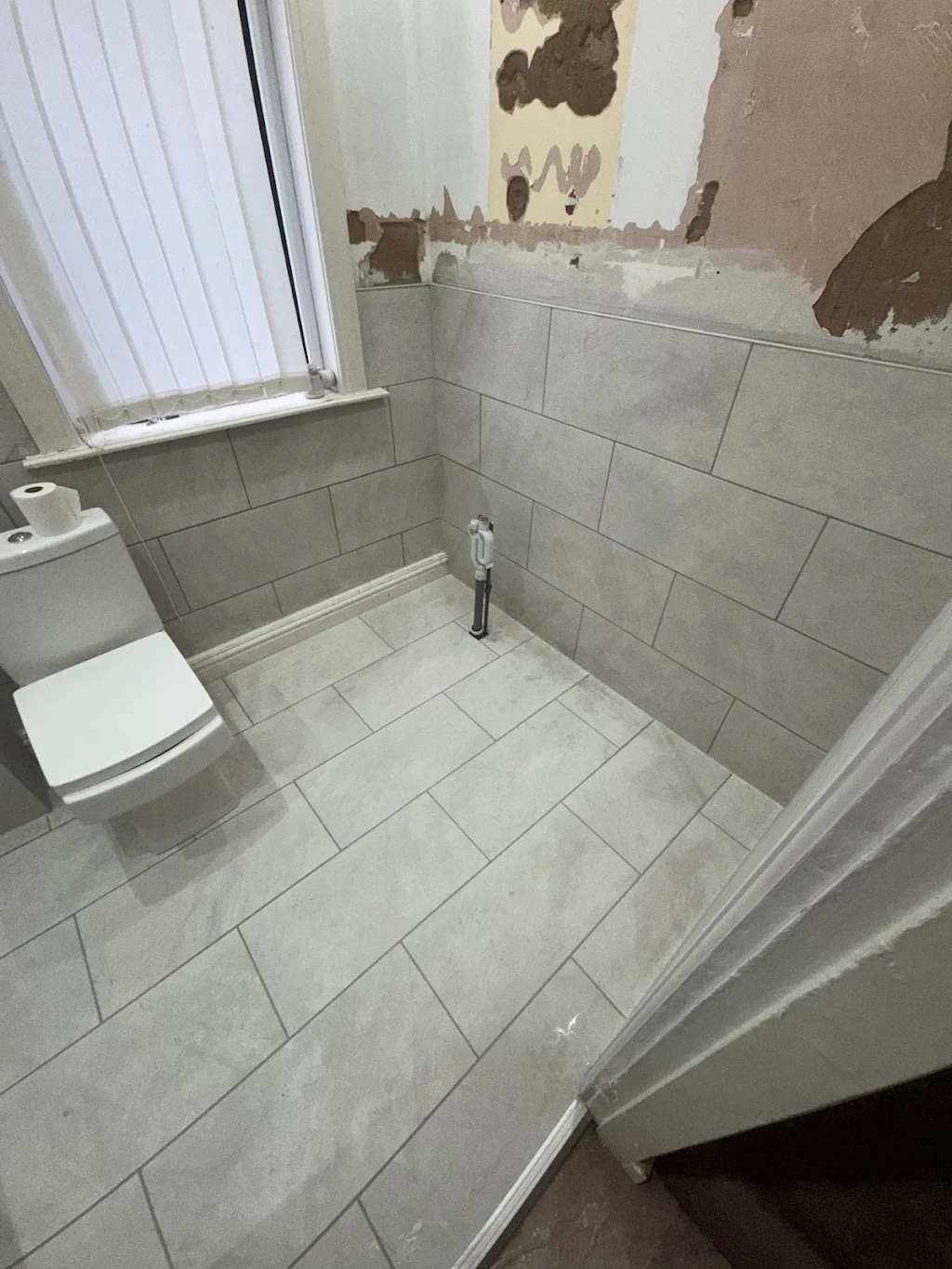 Bathroom tiling